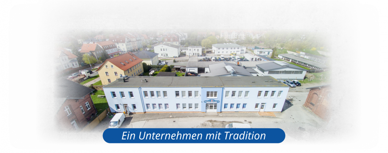 Greifenfleischprodukte mit Fleischereifachverkäuferin